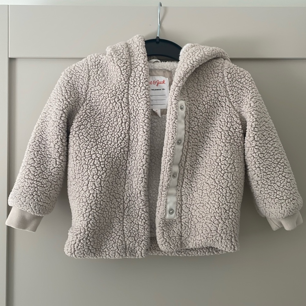 4T hooded snap coat